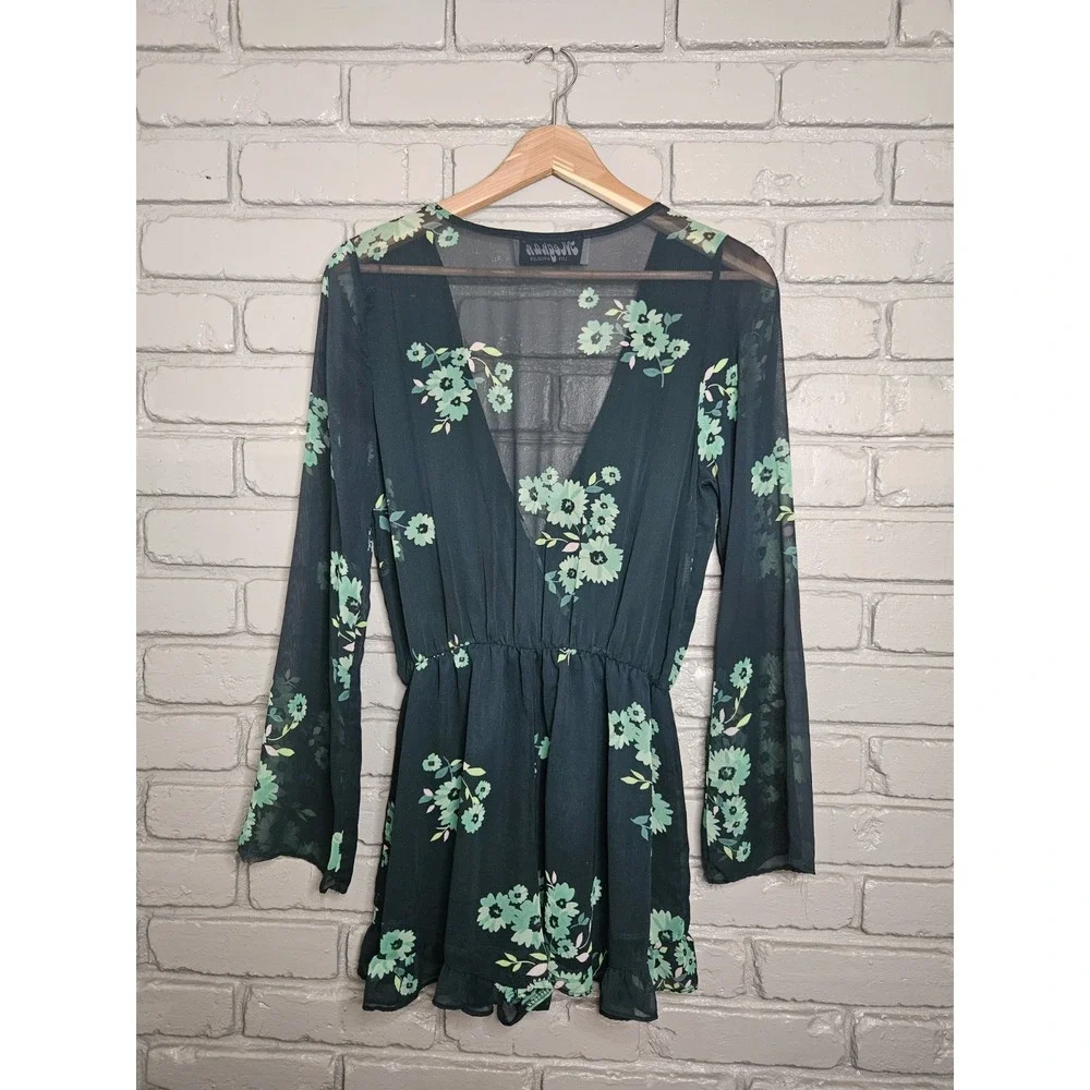 Meghan Los Angeles Women Romper Medium Green Floral Long Sleeve Wrap V Neck Boho